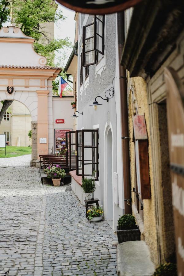 Monastery Garden Bistro&Rooms Český Krumlov Exterior foto
